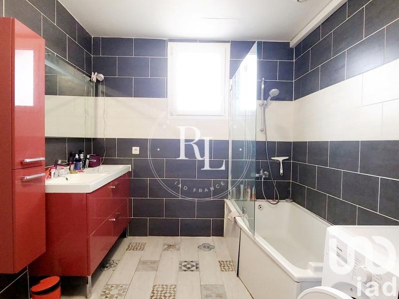 Maison - 195 m² - 8 pièces