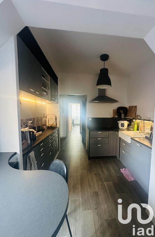 Maison - 95 m² - 5 pièces