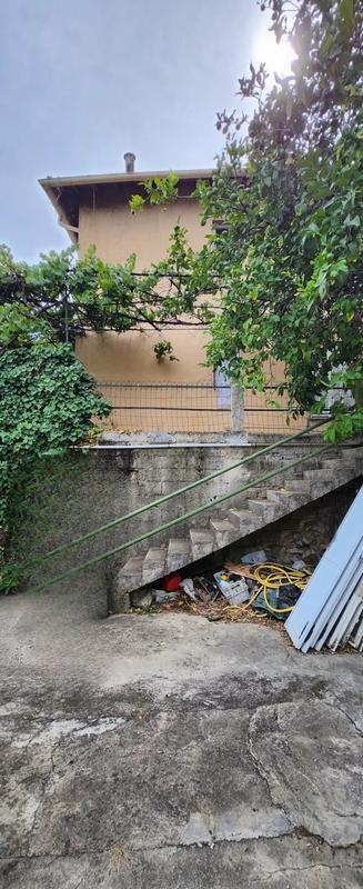 Maison - 210 m² - 8 pièces