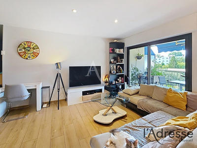 Appartement - 76 m² - 3 pièces