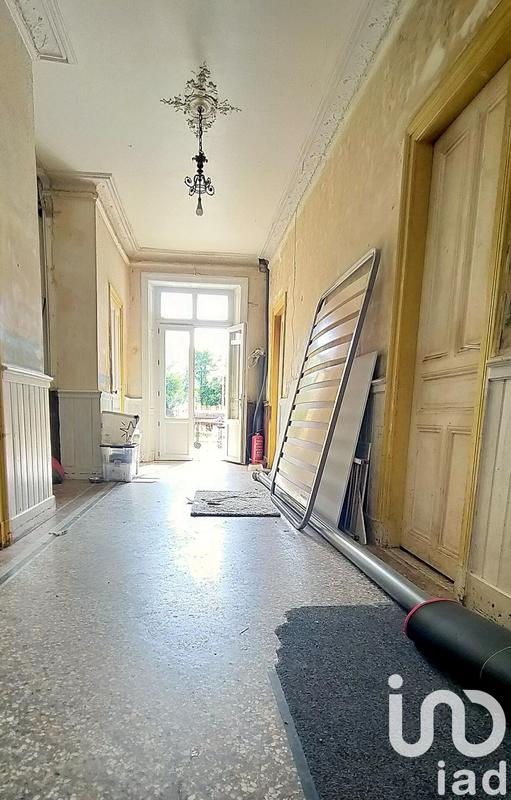 Maison - 282 m² - 11 pièces