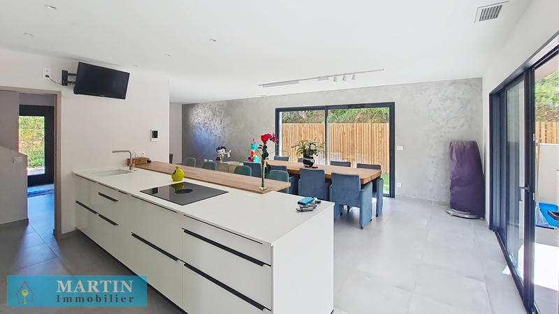 Villa - 145 m² - 5 pièces