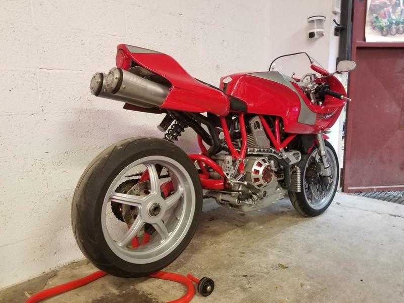 Ducati Mhe 900 ducati rouge 0900