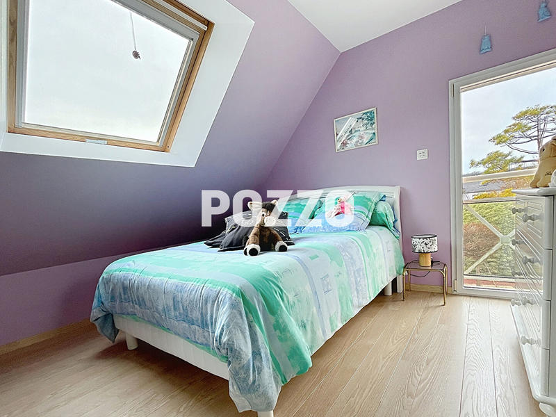 Maison - 176 m² - 10 pièces