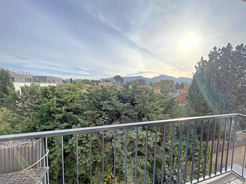 Appartement - 57 m² - 3 pièces