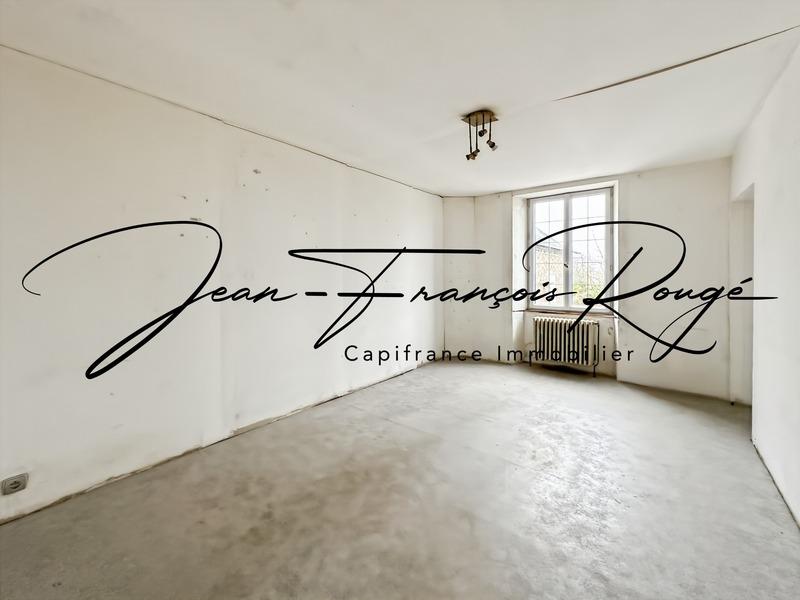 Maison - 243 m² - 10 pièces