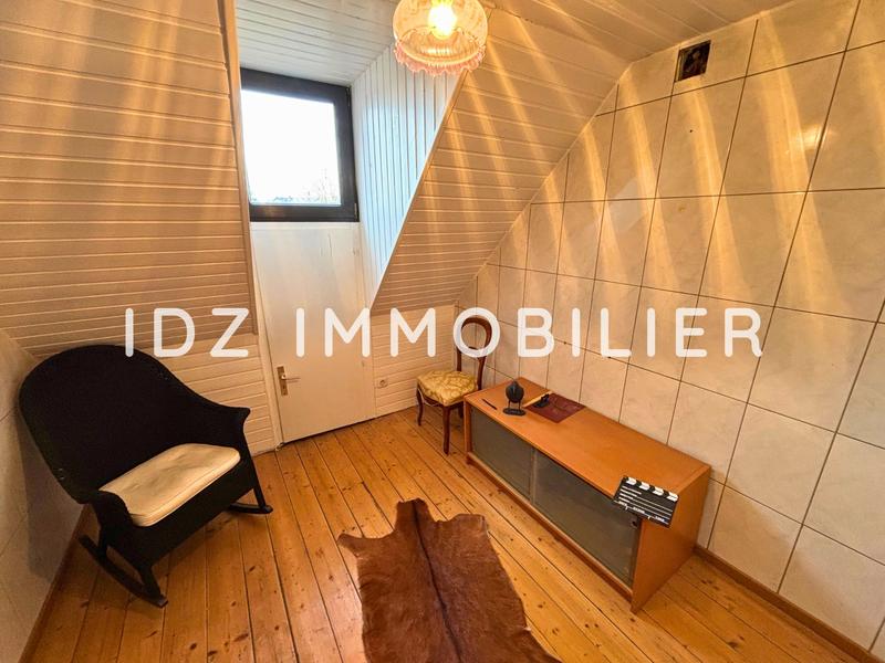 Maison - 167 m² - 8 pièces