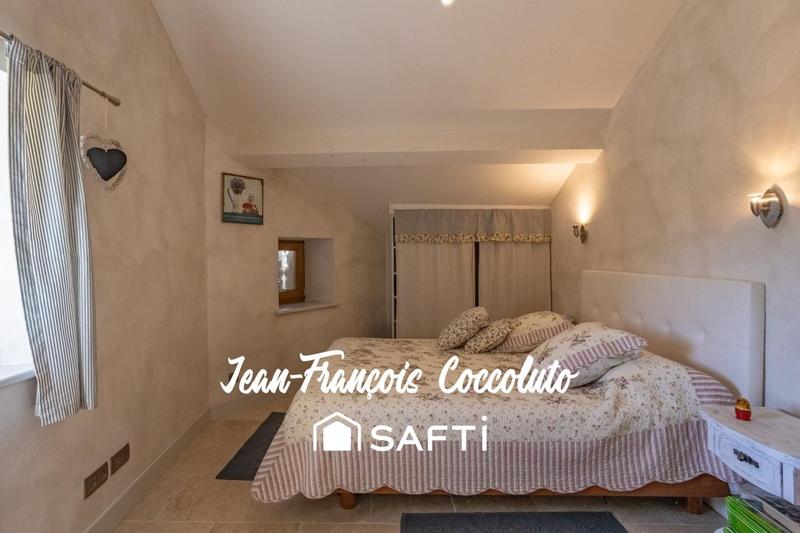 Maison - 350 m² - 13 pièces