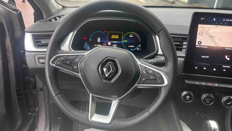 Renault Captur E-Tech full hybrid 145 Techno fast track