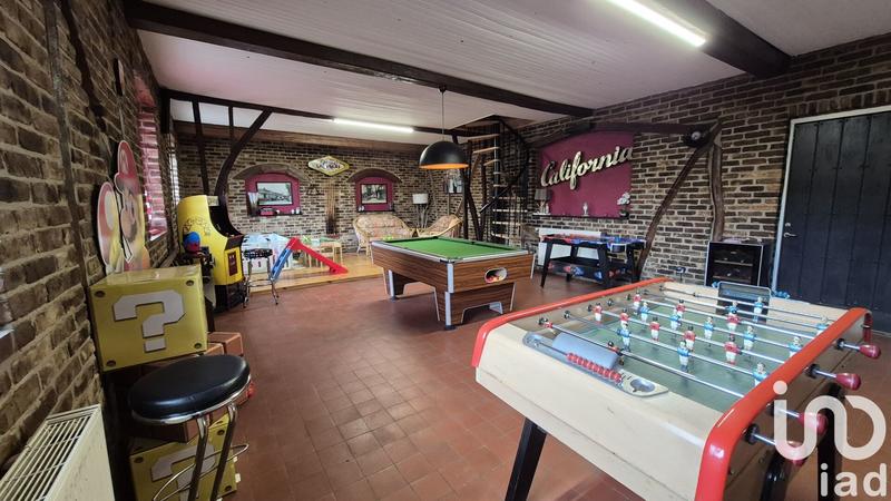 Maison - 253 m² - 9 pièces