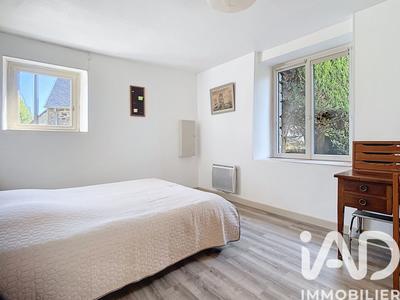 Maison - 121 m² - 7 pièces