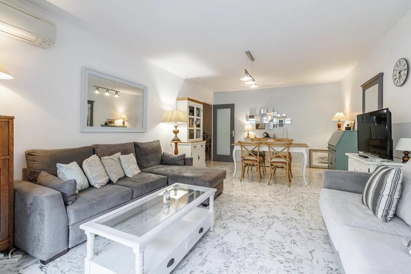 Appartement - 72 m² - 2 pièces