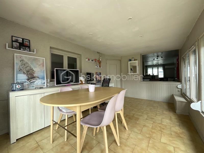 Maison traditionnelle - 108 m² - 4 pièces