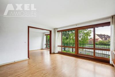 Appartement - 90 m² - 5 pièces