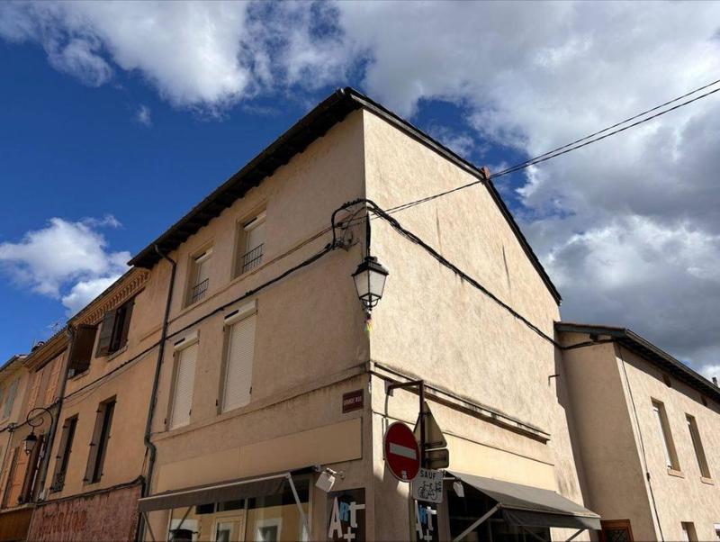 Appartement - 100 m² - 3 pièces