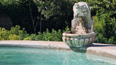 Maison - 681 m² - 21 pièces