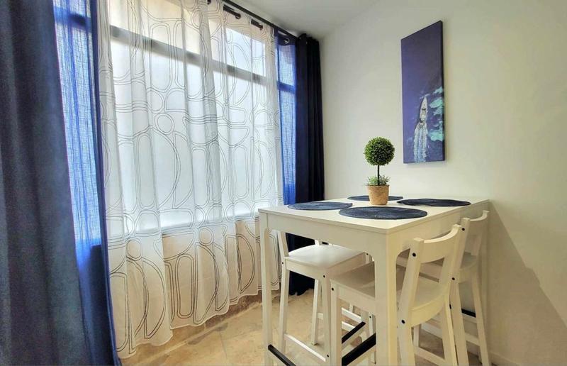 Maison - 196 m² - 6 pièces