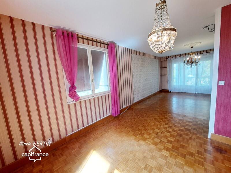 Maison - 108 m² - 6 pièces