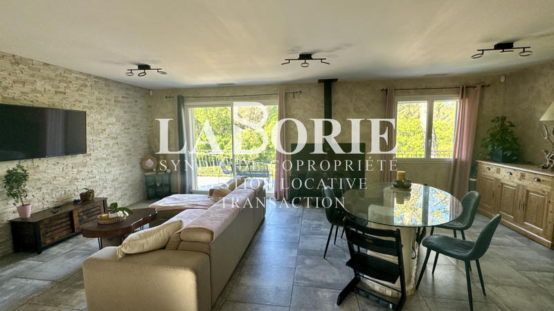 Maison - 157 m² - 6 pièces