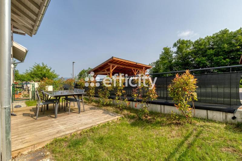 Appartement - 90 m² - 5 pièces