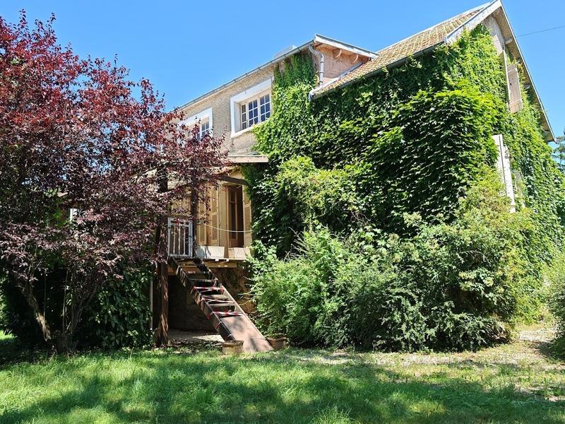 Maison - 198 m² - 8 pièces