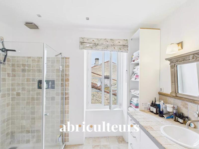 Maison - 135 m² - 4 pièces