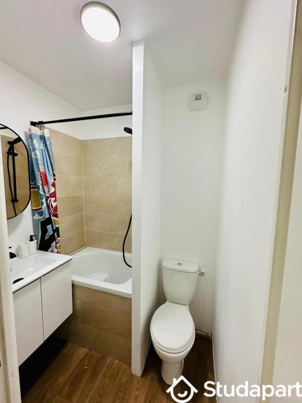 Chambre - 10 m² - 1 pièce