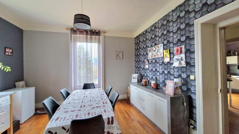 Appartement - 158 m² - 6 pièces