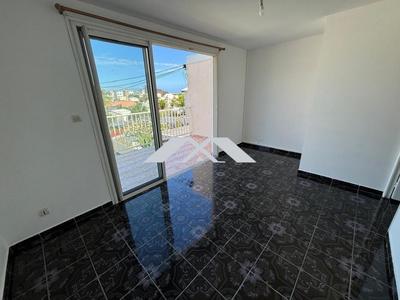 Maison traditionnelle - 80 m² - 4 pièces