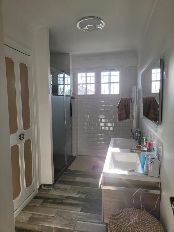 Maison - 151 m² - 9 pièces