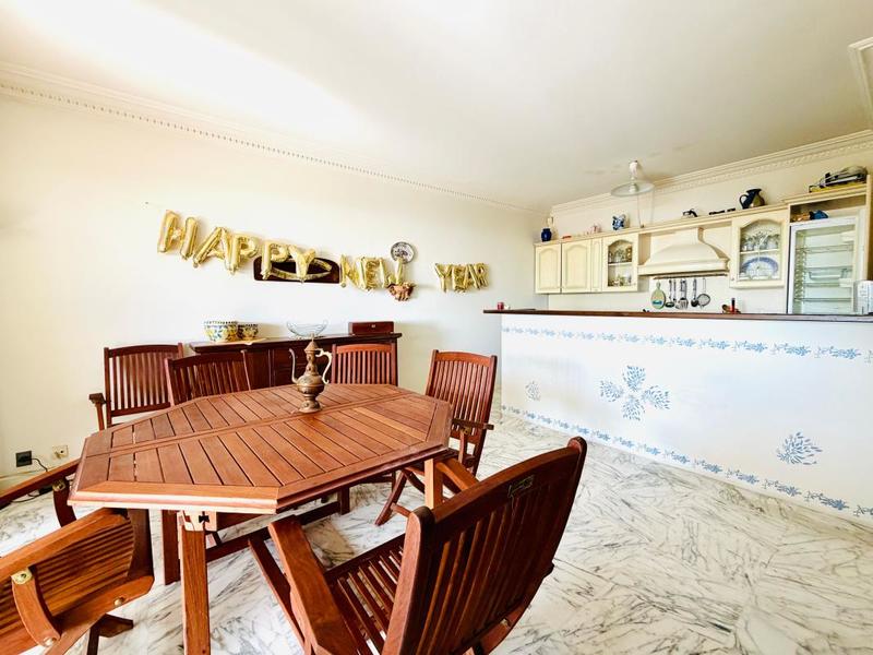 Appartement - 87 m² - 3 pièces