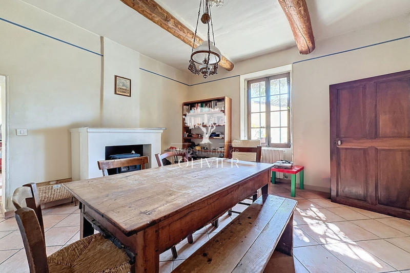 Maison de village - 280 m² - 14 pièces