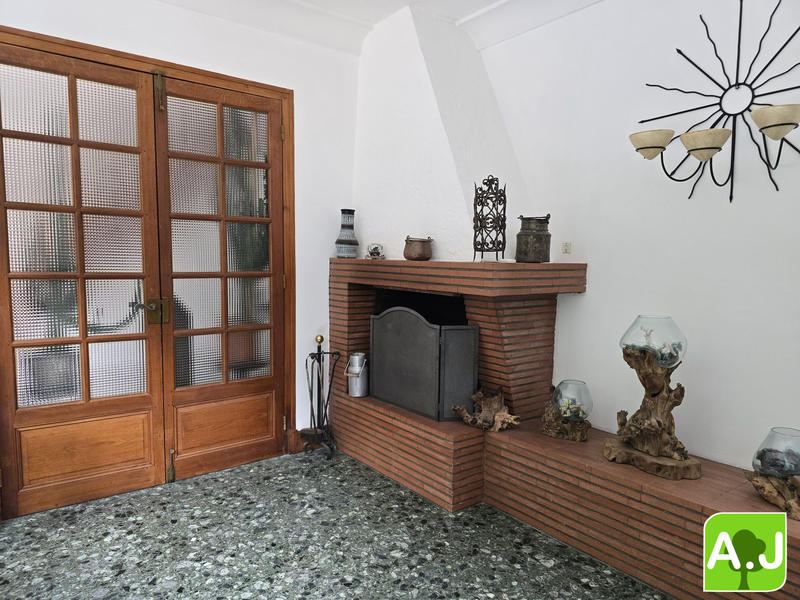 Maison traditionnelle - 131 m² - 6 pièces