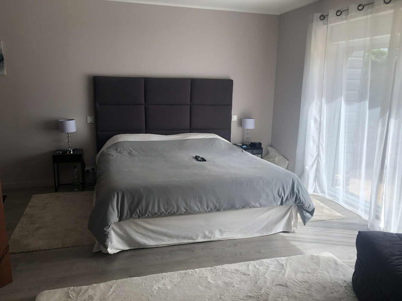 Maison - 204 m² - 7 pièces