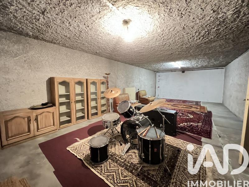 Maison - 274 m² - 6 pièces