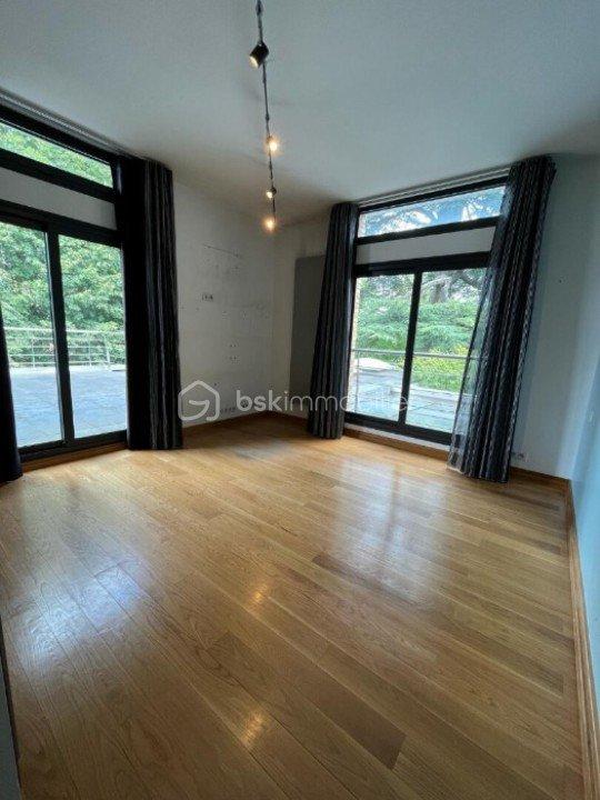 Demeure - 570 m² - 10 pièces