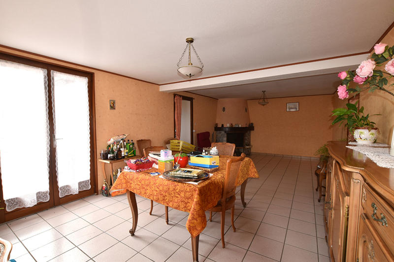 Maison - 107 m² - 5 pièces