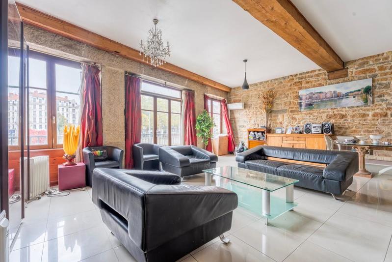 Appartement - 110 m² - 3 pièces