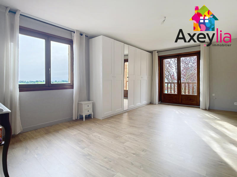 Maison - 165 m² - 6 pièces