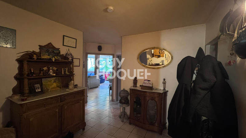 Appartement - 117 m² - 6 pièces