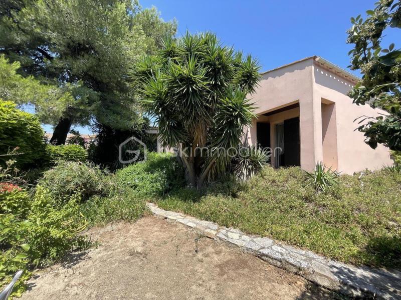 Maison traditionnelle - 100 m² - 4 pièces