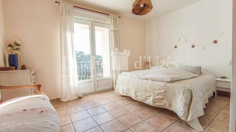 Maison - 200 m² - 12 pièces