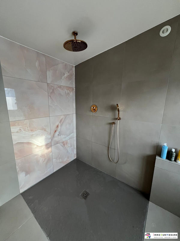 Maison - 124 m² - 5 pièces