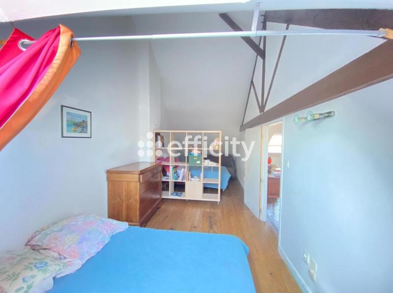 Appartement - 198 m² - 10 pièces