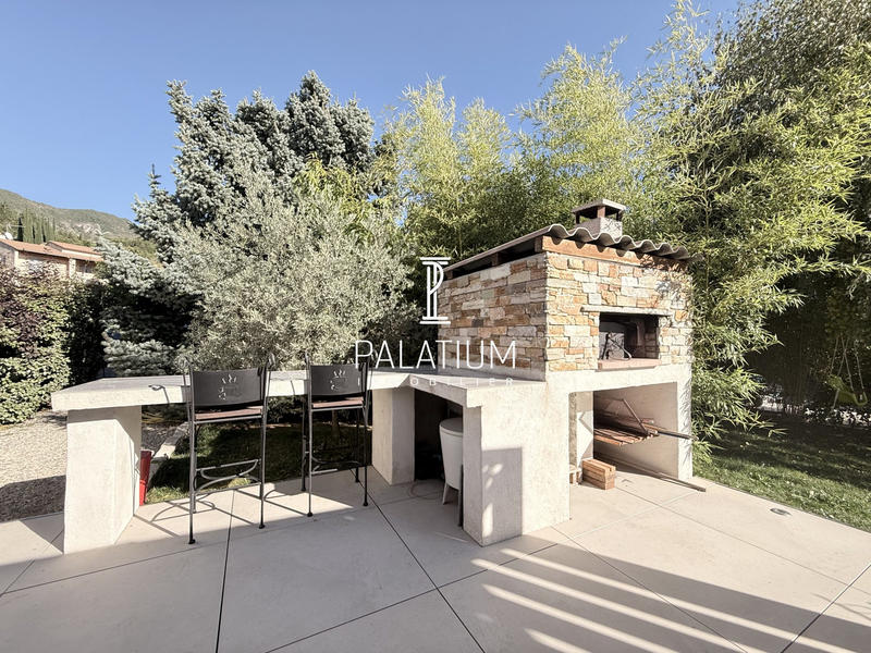 Maison - 138 m² - 4 pièces