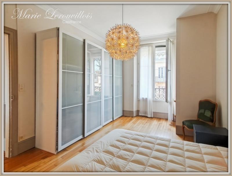 Maison de ville - 198 m² - 8 pièces