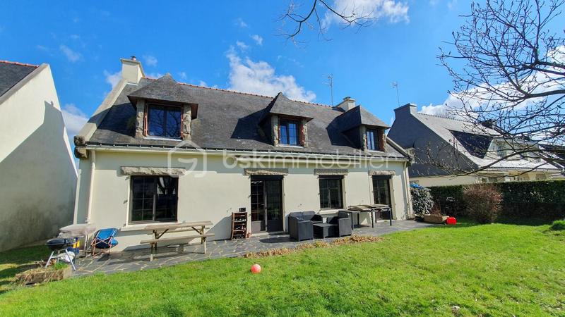 Maison - 139 m² - 7 pièces