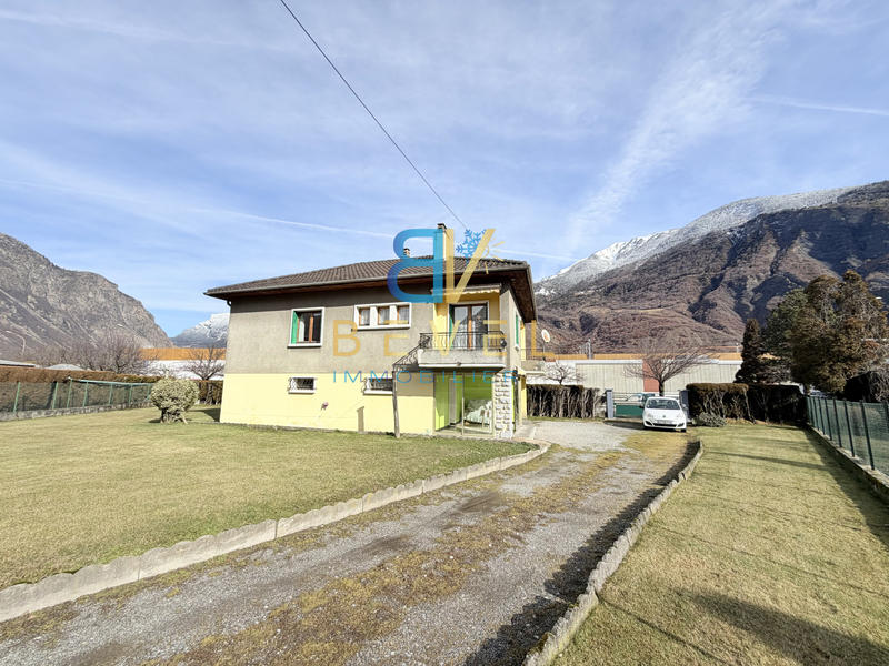 Maison - 159 m² - 5 pièces