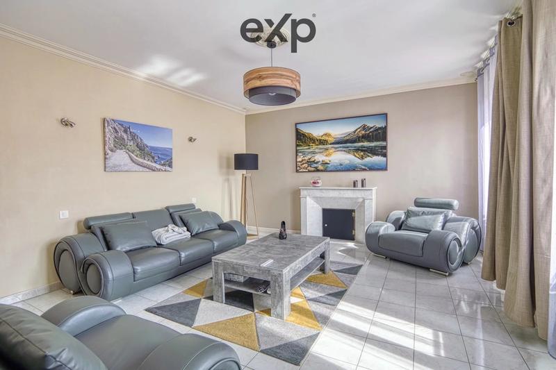 Maison contemporaine - 400 m² - 15 pièces