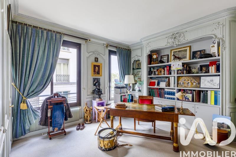 Duplex - 252 m² - 8 pièces